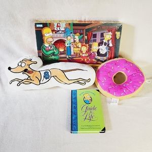 🌸2/$50🌸 Simpsons Bundle. Clue, Universal Plushes, Bart's Guide to Life Book